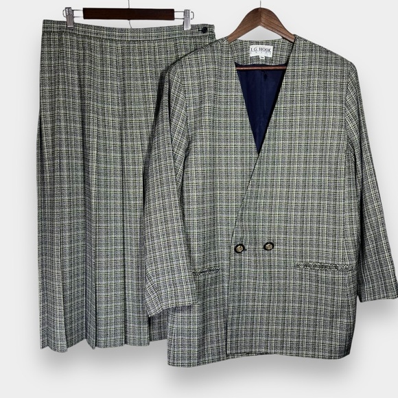 J.G. Hook Jackets & Blazers - Vintage 18W J.G. HOOK 2 Piece Suit 80's |‎ Jacket & Pleated Skirt Plaid Tweed